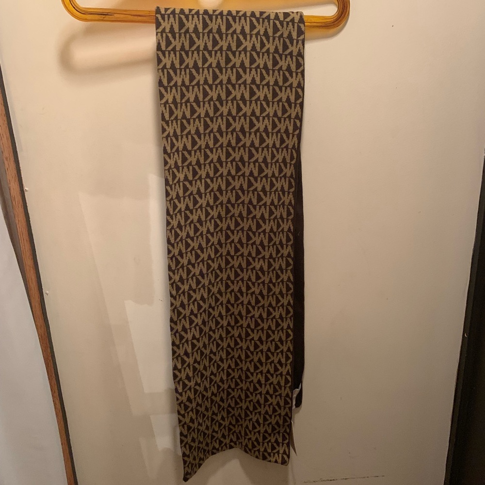 Michael Kors brown caramel long scarf logo gold - Picture 4 of 4